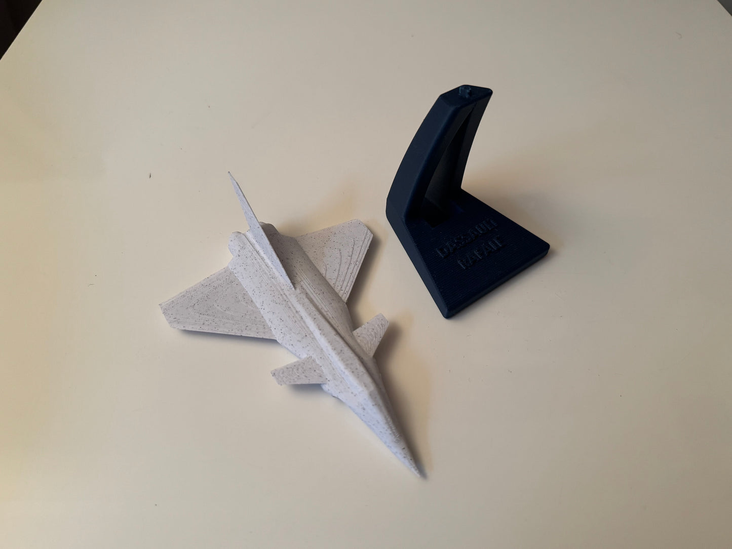 Le RAFALE Imprimé en 3D - Maquette + Socle personnalisé