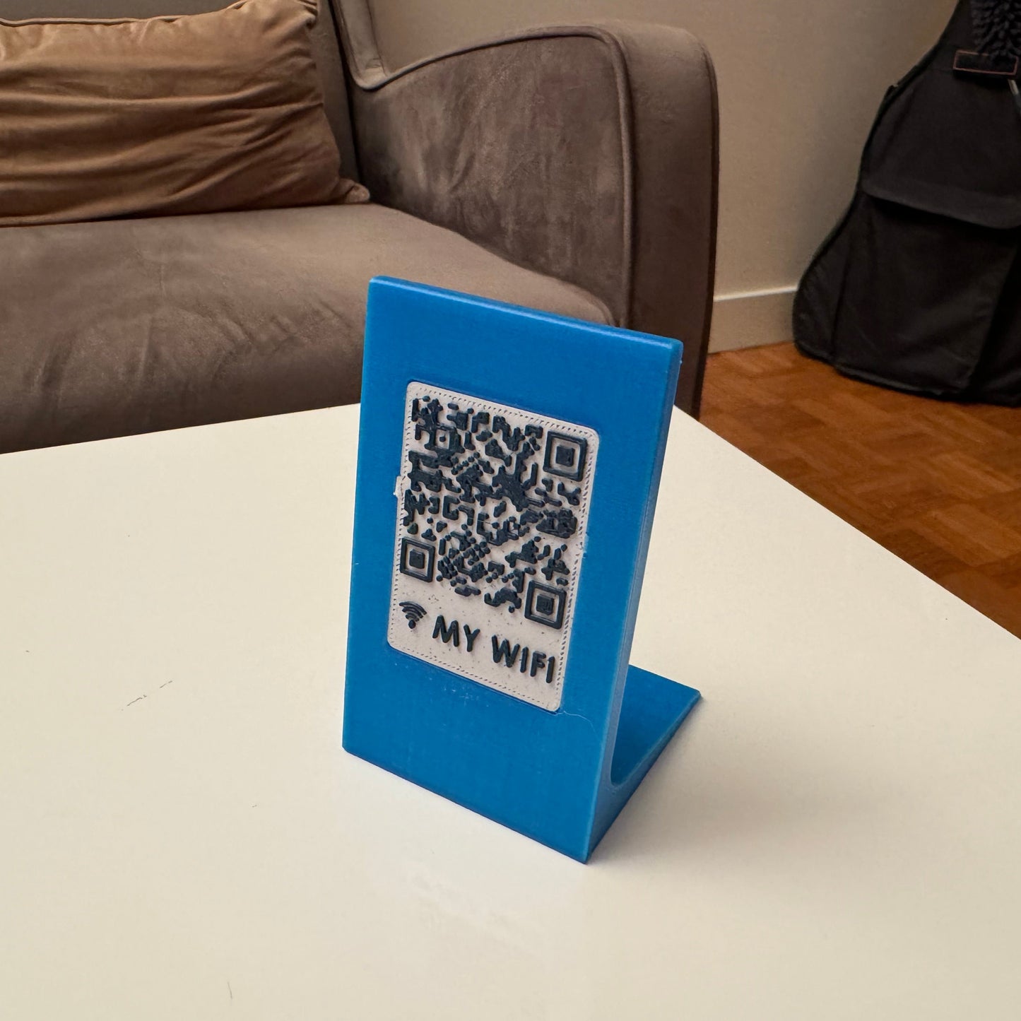 Customized QR-CODE & STAND - 3D Printed